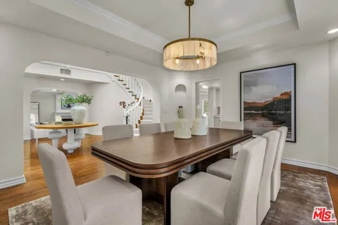3225 Iredell Lane