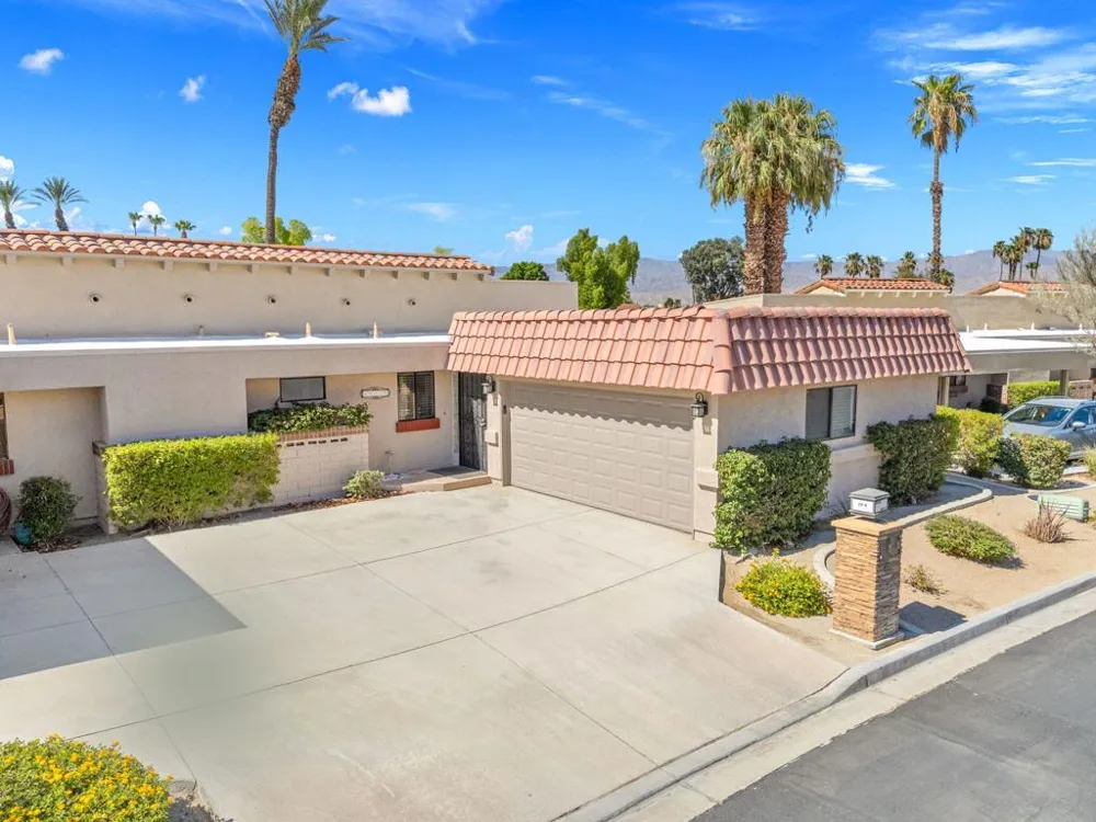 40135 Baltusrol Circle Palm Desert, CA 92211