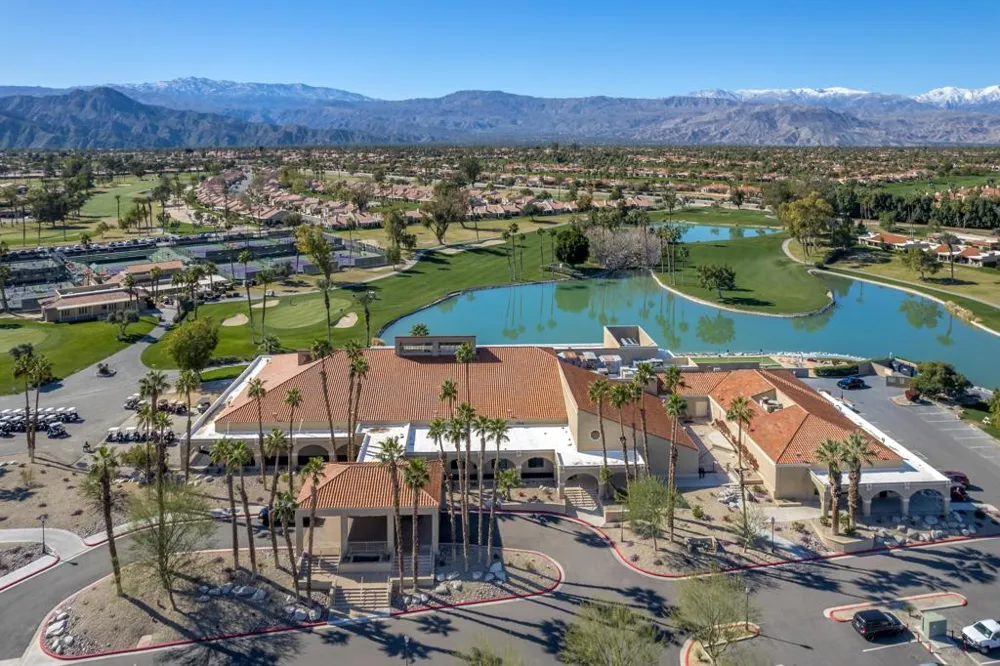 40135 Baltusrol Circle Palm Desert, CA 92211