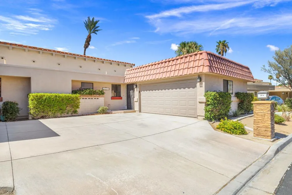 40135 Baltusrol Circle Palm Desert, CA 92211