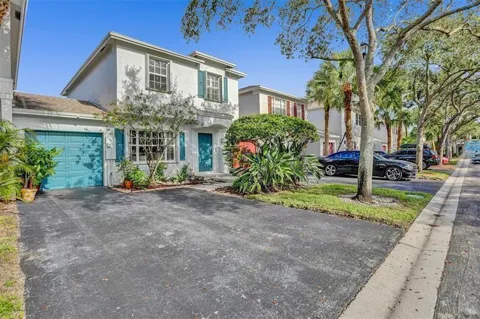 6003 HARBOR ISLE WAY #495