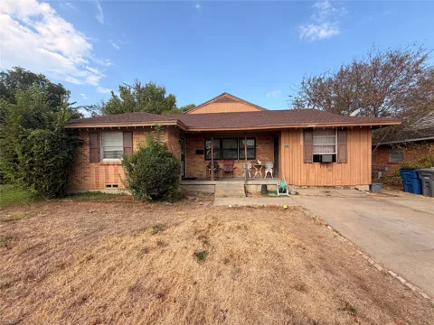 5725 Lazy River Drive