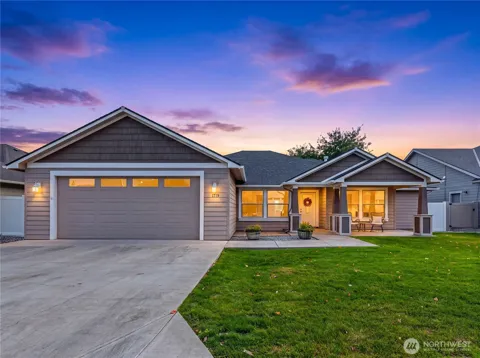 1719 Brambling Brae