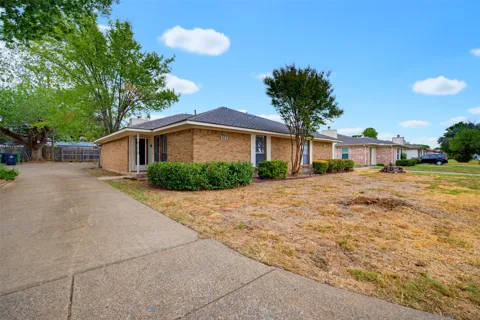 2323 Lido Lane