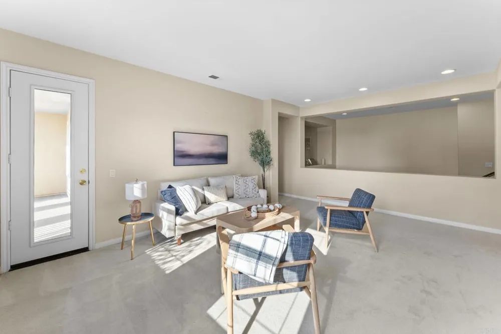 6584 Coneflower Drive Carlsbad, CA 92011