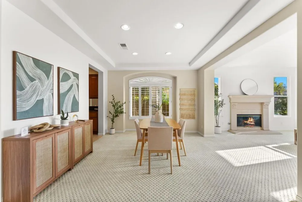 6584 Coneflower Drive Carlsbad, CA 92011