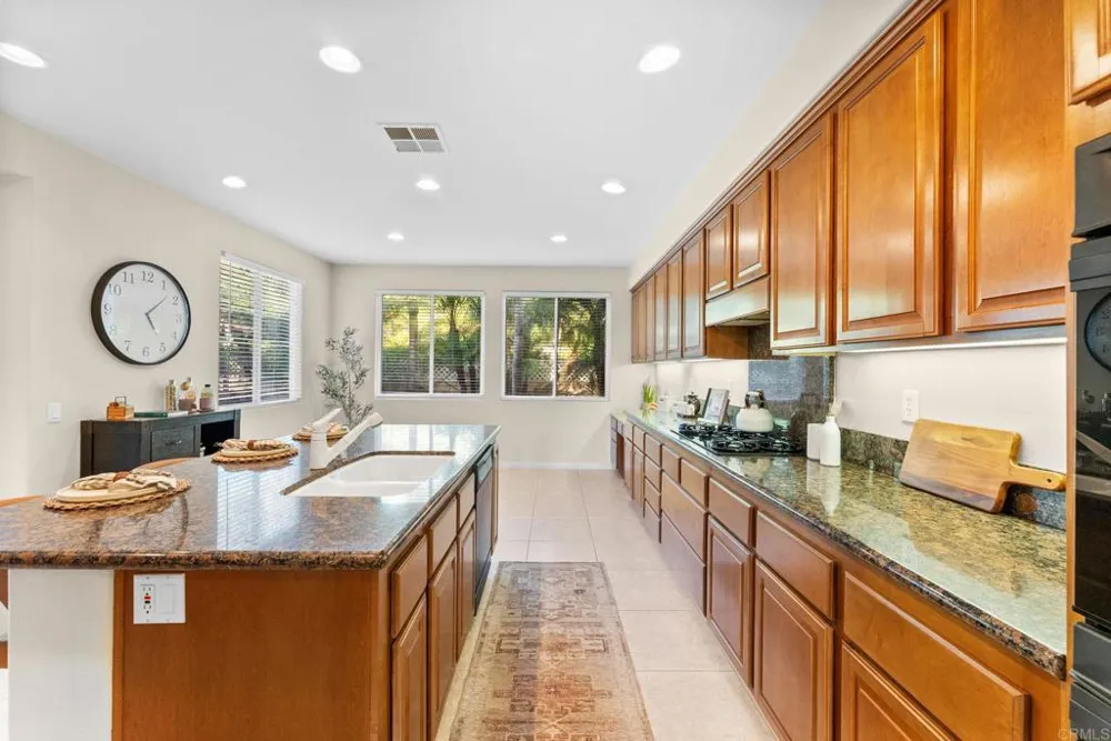 6584 Coneflower Drive Carlsbad, CA 92011