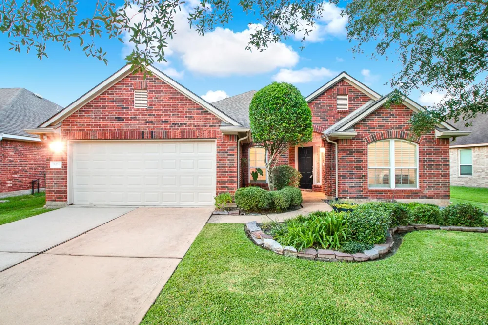 9226 Fernwillow Drive Spring, TX 77379