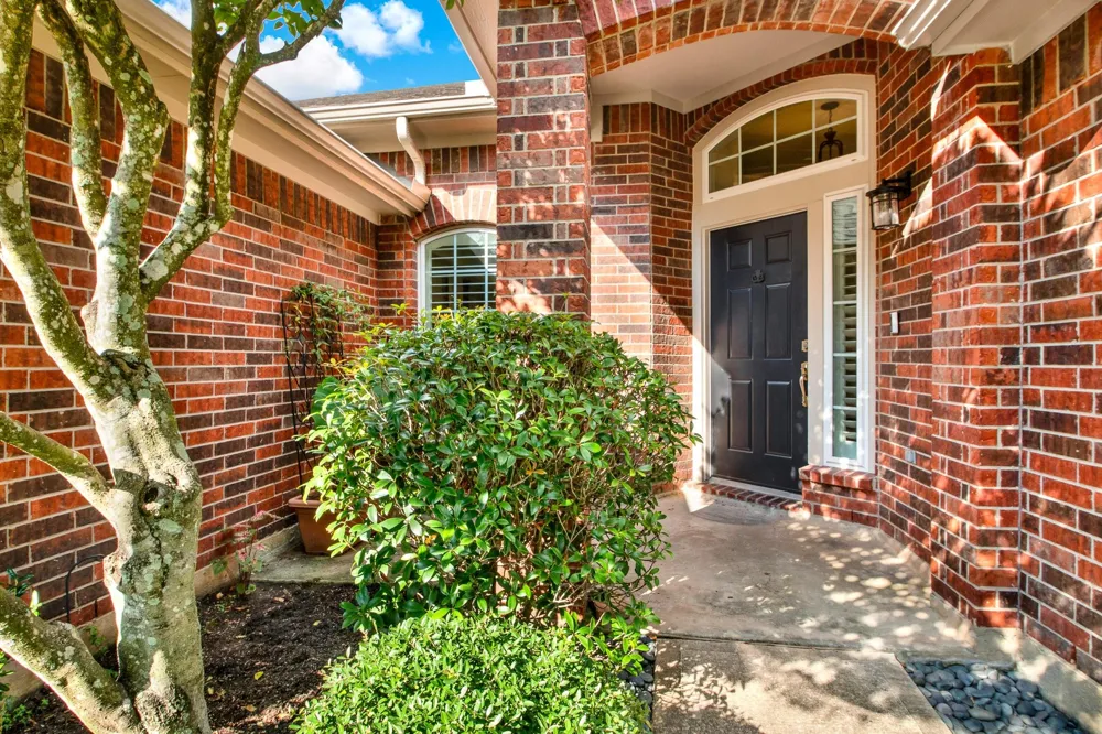 9226 Fernwillow Drive Spring, TX 77379