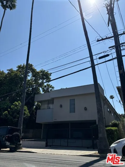 1807 Taft Avenue #2-3