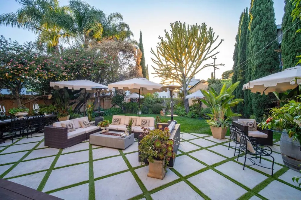 340 B Ave Coronado, CA 92118