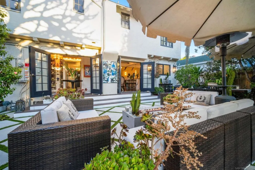 340 B Ave Coronado, CA 92118