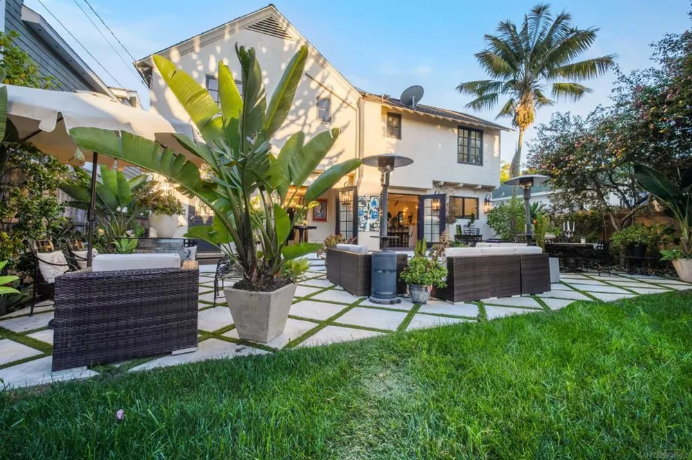 340 B Ave Coronado, CA 92118