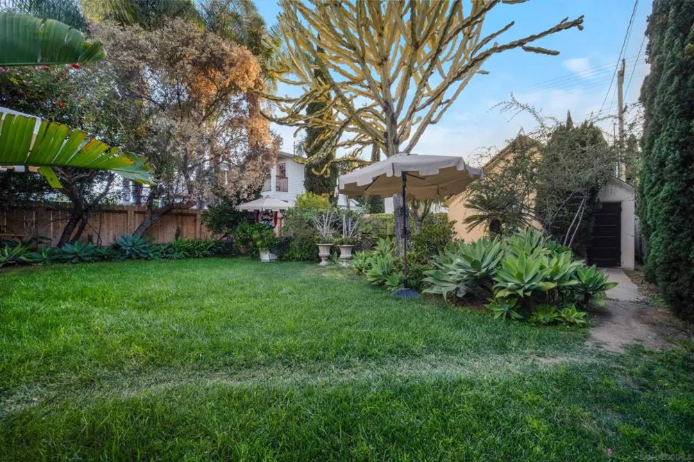 340 B Ave Coronado, CA 92118