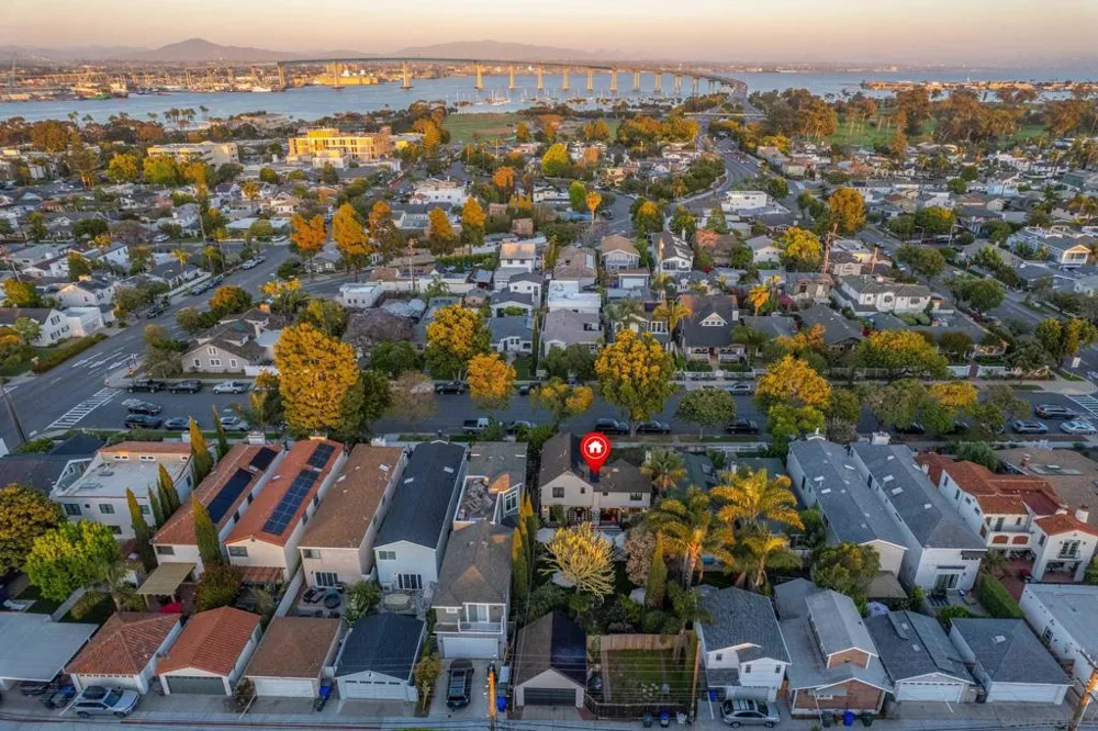 340 B Ave Coronado, CA 92118