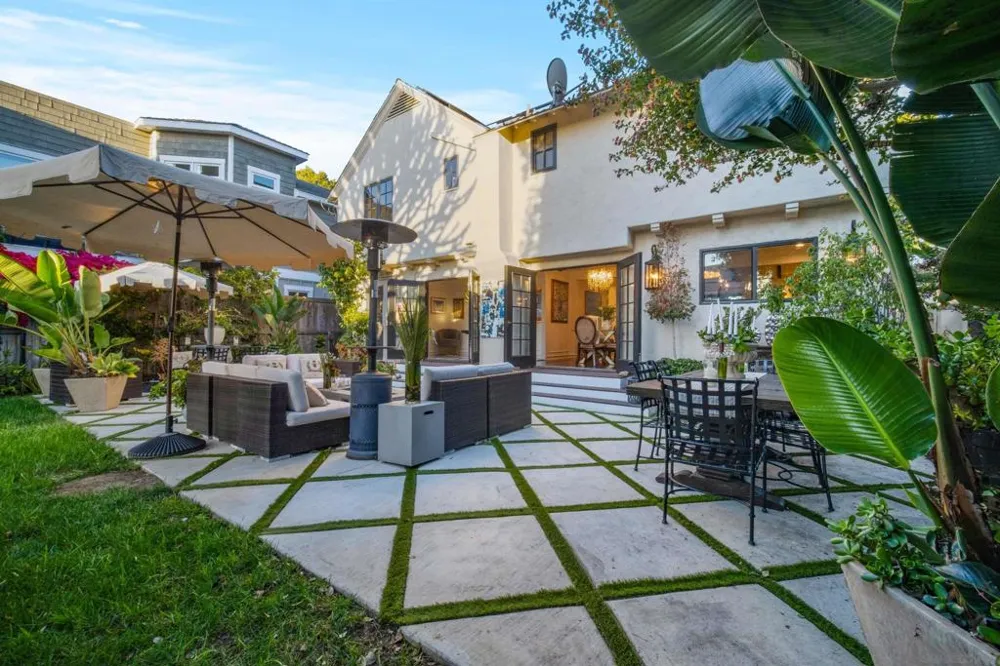 340 B Ave Coronado, CA 92118