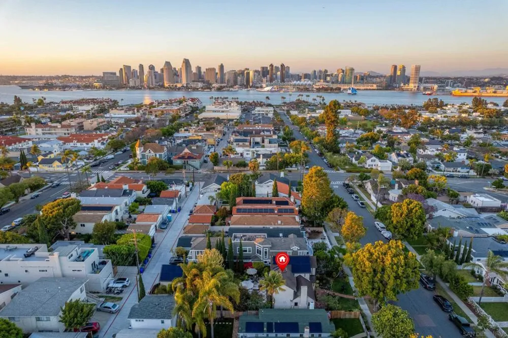 340 B Ave Coronado, CA 92118