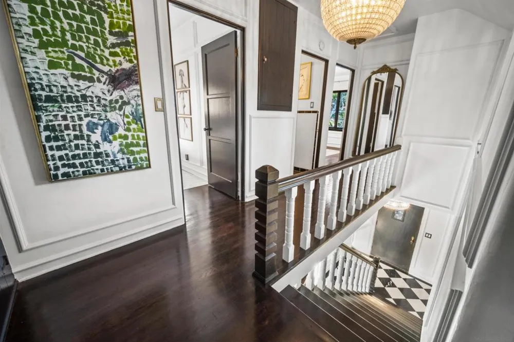 340 B Ave Coronado, CA 92118