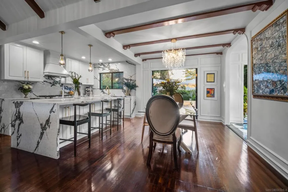 340 B Ave Coronado, CA 92118