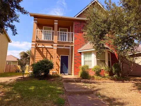 20706 Settlers Lake Circle