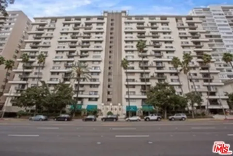 10535 Wilshire Boulevard #1002
