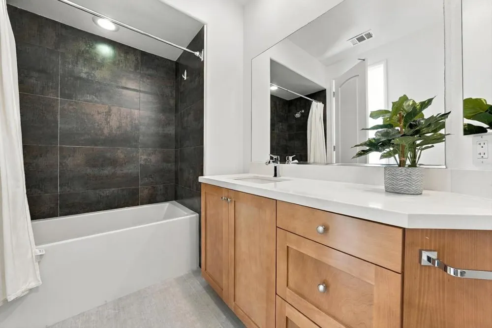 378 Terra Vita Palm Springs, CA 92262