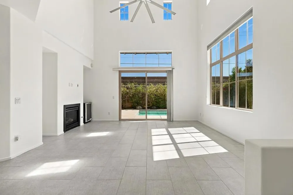 378 Terra Vita Palm Springs, CA 92262