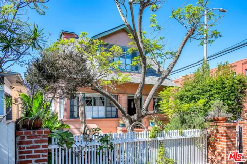 59 Dudley Avenue