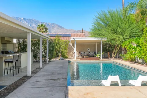 2888 E Venetia Road