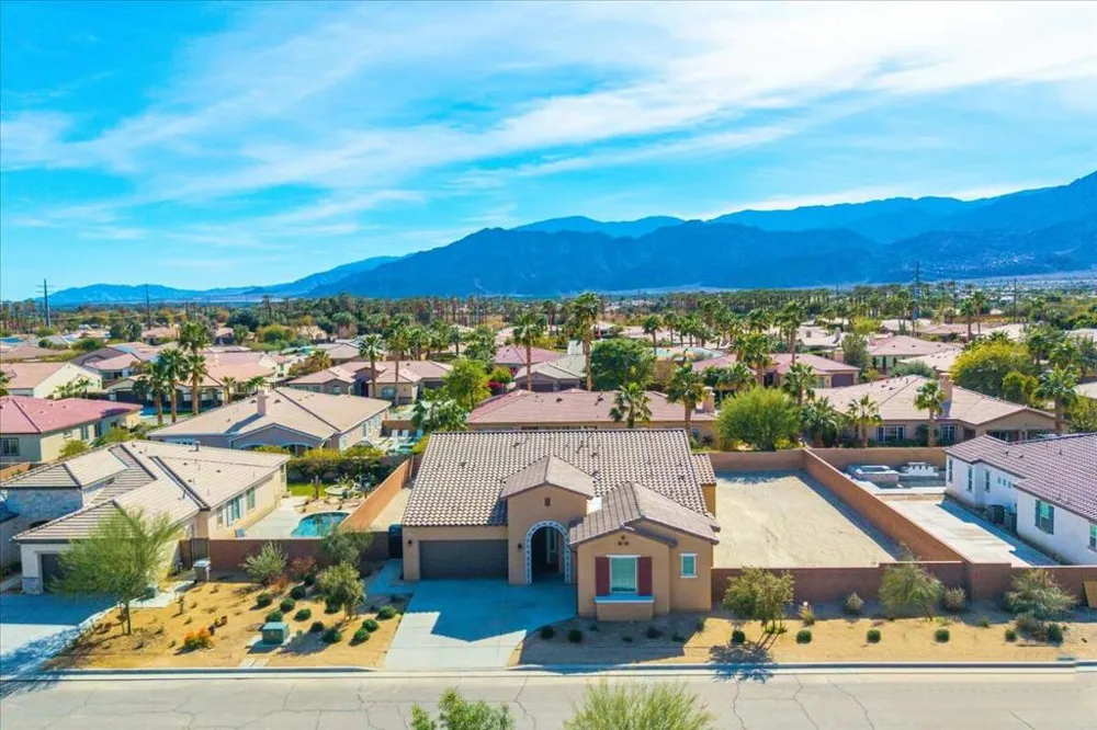 81835 Vida Bella Drive La Quinta, CA 92253