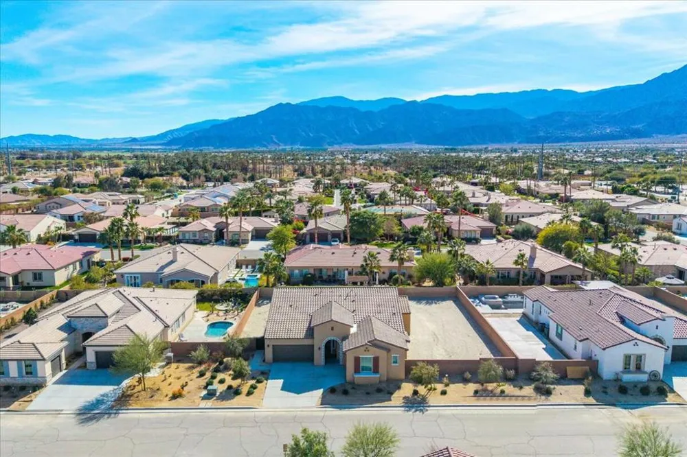 81835 Vida Bella Drive La Quinta, CA 92253