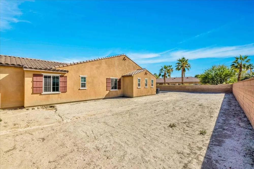 81835 Vida Bella Drive La Quinta, CA 92253