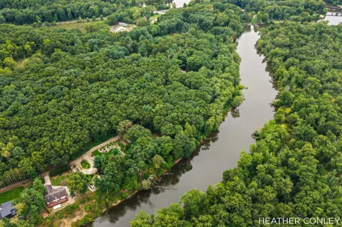 3125 Riverbend Trail