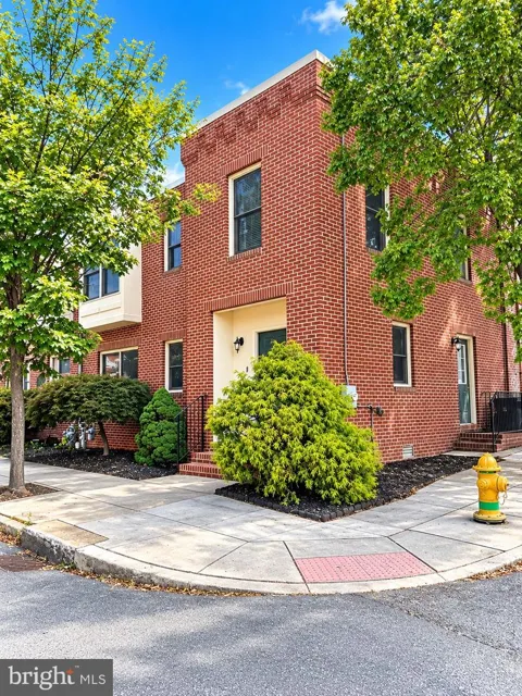 600 SCOTT STREET