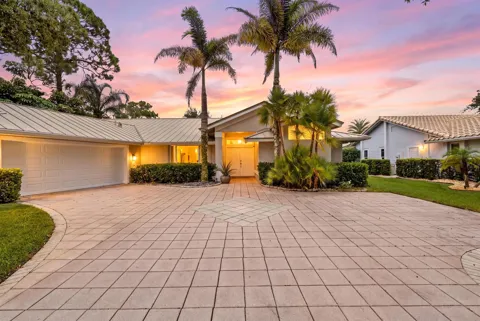 5608 SW Landing Creek Drive