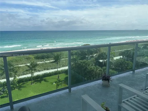 9511 Collins Ave #604