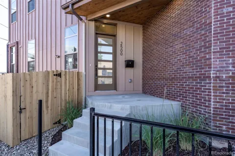 2500 W 29th Avenue