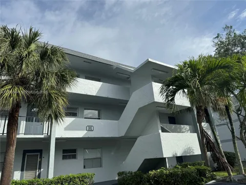 8370 Sands Point Blvd #H309