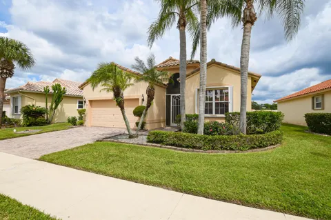 320 NW MILLPOND LANE