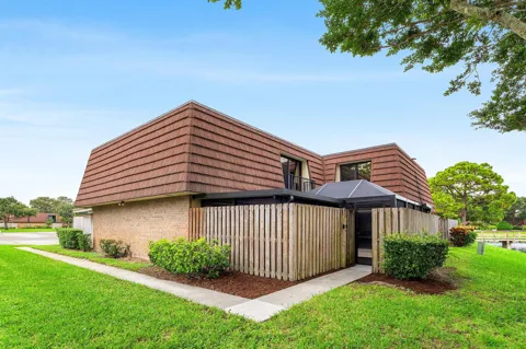1815 18th Lane