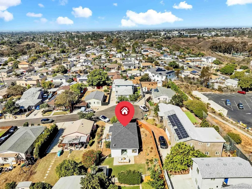 6647 Bell Court San Diego, CA 92111