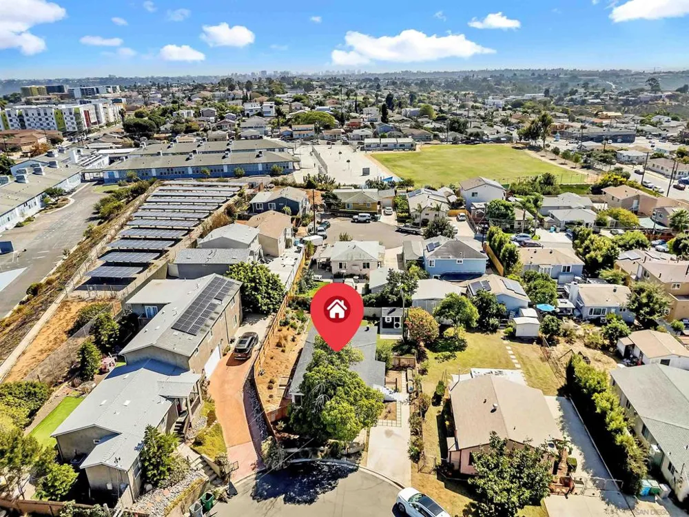 6647 Bell Court San Diego, CA 92111