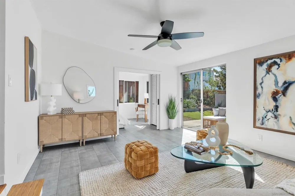 6647 Bell Court San Diego, CA 92111