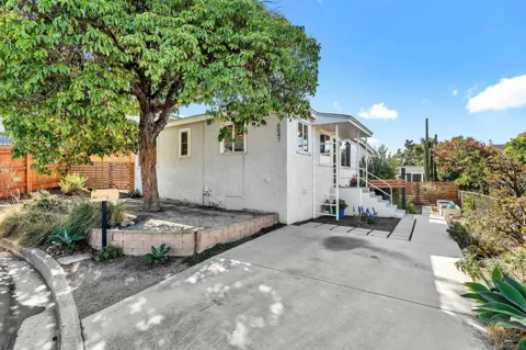 6647 Bell Court