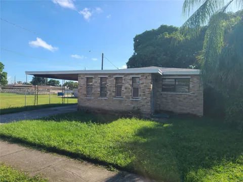 212 NW 6th Ave