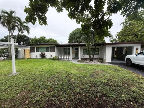 1002 S 28th Ave #0
