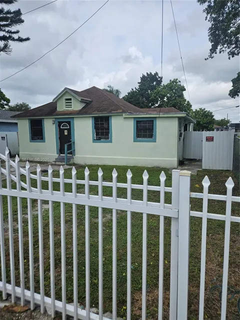 2315 NW 81st St