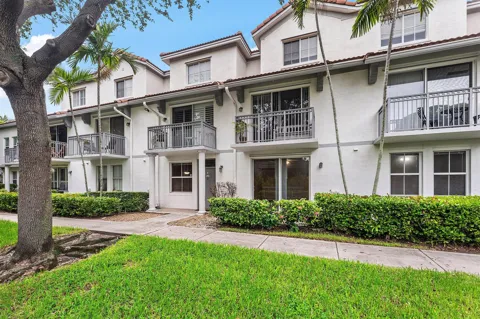 2030 Alta Meadows Lane #1211