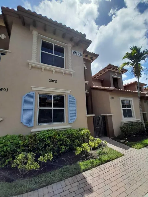 2928 Hidden Hills Road #1402
