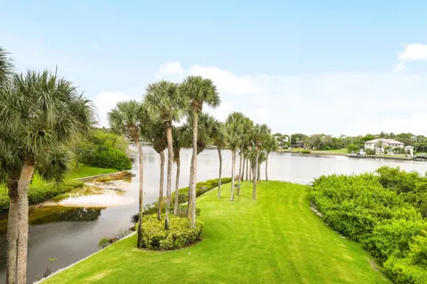1701 MARINA ISLE WAY #301